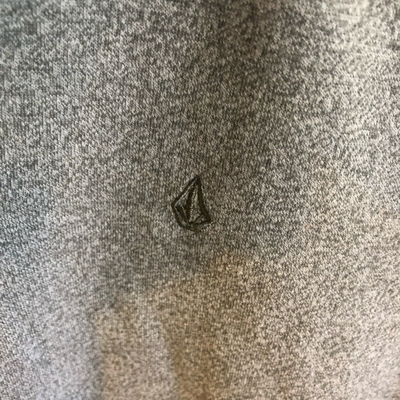 Volcom Gray Polo. SZ 10 - Picture 3 of 3